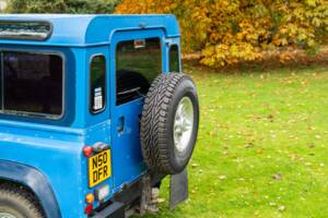 Bild 43/50 von Land Rover Defender 90 &quot;50th Anniversary&quot; (1999)
