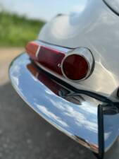 Image 25/42 of Jaguar E-Type 3.8 Flat Floor (1961)