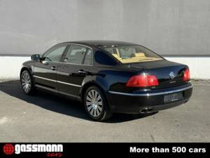 Image 7/15 of Volkswagen Phaeton W12 (2002)