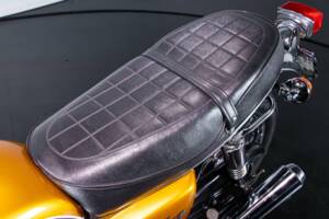 Bild 35/50 von Honda DUMMY (1975)