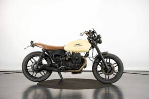 Image 5/50 of Moto Guzzi V 35 Imola II (1983)