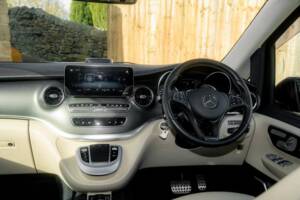 Bild 34/50 von Mercedes-Benz V 220 D (2021)