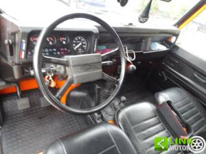 Image 10/38 of Land Rover 90 (1987)