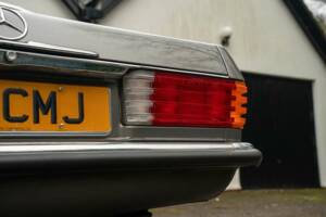 Image 41/50 of Mercedes-Benz 280 SL (1985)
