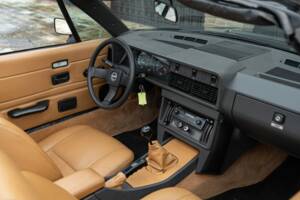 Immagine 38/50 di Triumph TR 7 Europa (1981)