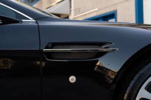 Image 36/83 de Aston Martin V12 Vantage (2009)