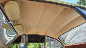Image 33/71 of Volkswagen Karmann Ghia 1200 (1962)