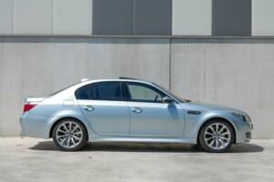 Bild 9/46 von BMW M5 (2005)
