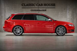Image 12/95 of Audi RS4 Avant (2006)