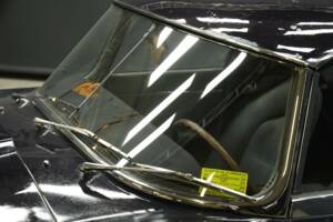 Imagen 32/50 de Jaguar E-Type 3.8 (1963)