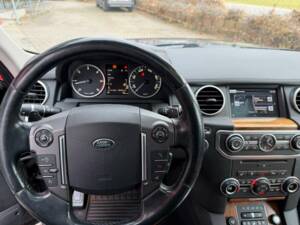 Imagen 8/22 de Land Rover Discovery SDV6 (2016)