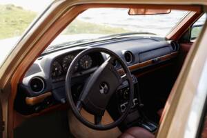 Image 7/8 of Mercedes-Benz 280 E (1976)