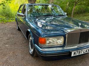 Image 29/46 of Rolls-Royce Silver Spirit III (1996)