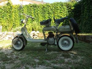 Immagine 39/50 di Innocenti Lambretta D 125 (1958)