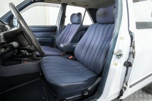 Image 9/50 de Mercedes-Benz 190 D (1986)