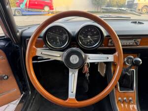 Image 21/27 of Alfa Romeo 1750 GT Veloce (1969)