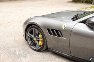 Image 43/61 de Ferrari GTC4Lusso (2017)