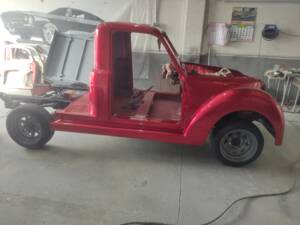 Image 46/91 of Renault R 4 F6 (1988)