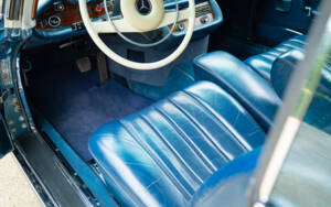 Bild 27/47 von Mercedes-Benz 280 SE (1969)