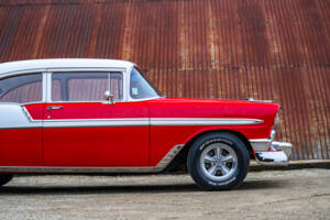 Image 22/44 of Chevrolet Bel Air Hardtop Coupé (1956)