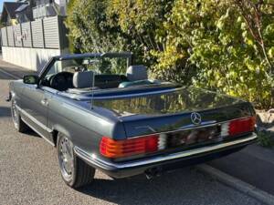 Image 8/13 de Mercedes-Benz 560 SL (1988)