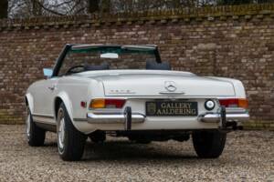 Bild 42/50 von Mercedes-Benz 280 SL (1970)