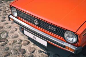 Image 10/49 of Volkswagen Golf Mk I GTI 1.6 (1979)
