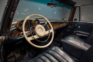 Image 5/11 of Mercedes-Benz 300 SE (1965)