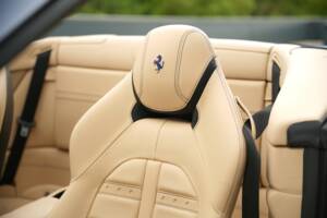 Image 18/50 of Ferrari California T (2015)