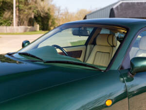 Imagen 50/80 de Aston Martin V8 Coupé (1996)