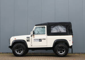 Bild 21/39 von Land Rover 90 (1989)