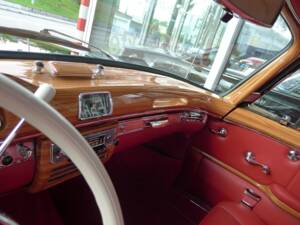 Bild 8/15 von Mercedes-Benz 220 S (1957)