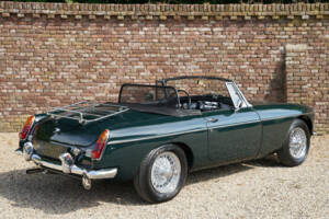 Image 37/50 of MG MGB (1969)