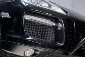Bild 34/38 von Porsche Cayenne Turbo (2007)