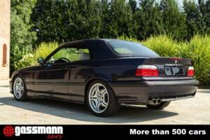 Image 8/15 of BMW 320i (1997)