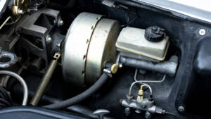 Image 63/69 de Ferrari 365 GT 2+2 (1969)
