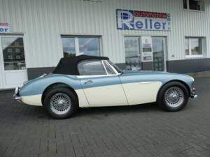 Imagen 7/23 de Austin-Healey 3000 Mk III (BJ8) (1966)