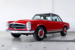 Image 1/35 of Mercedes-Benz 280 SL (1970)