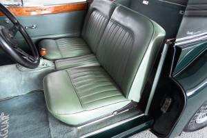 Image 22/33 of Jaguar XK 140 FHC (1956)