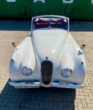 Image 3/23 of Jaguar XK 120 DHC (1954)