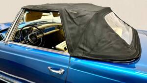 Image 13/14 of Mercedes-Benz 230 SL (1965)