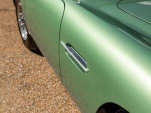 Image 19/62 of Aston Martin DB 4 GT (1960)