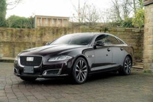 Bild 17/50 von Jaguar XJ 3.0 (2019)