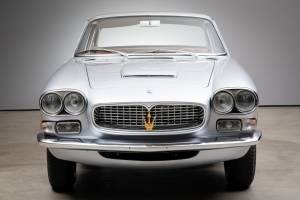 Bild 2/23 von Maserati 3500 GT Touring (1966)
