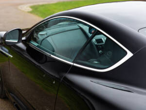 Immagine 55/98 di Aston Martin DBS (2010)