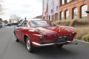 Image 17/17 of Volvo 1800 S (1964)
