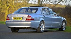 Image 6/50 de Mercedes-Benz S 500 L (2001)