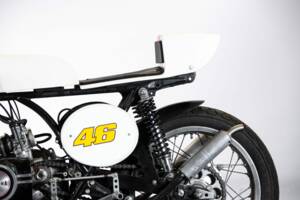 Imagen 17/50 de Yamaha 175 GP Special (1975)