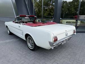 Image 3/50 de Ford Mustang 390 GTA (1966)