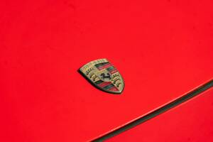 Image 17/50 of Porsche 928 S (1984)